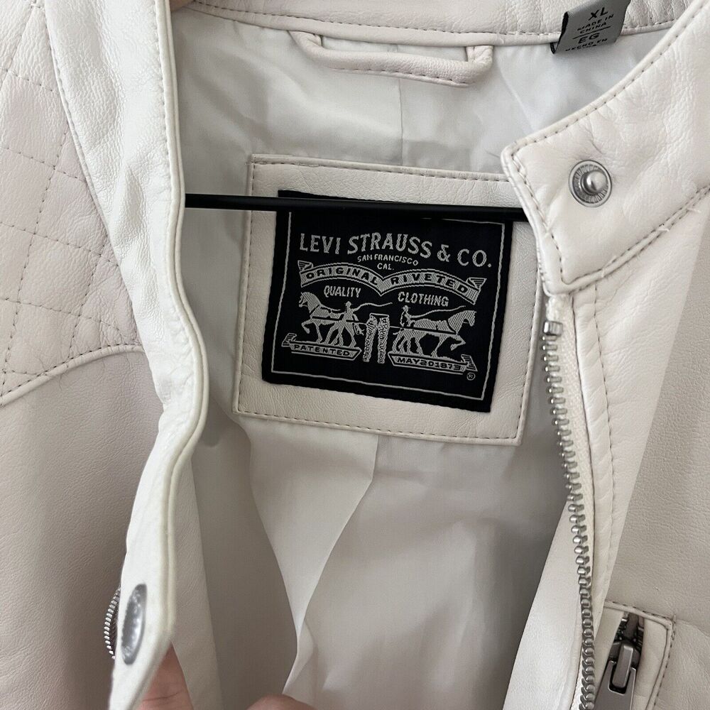 NWT Levi Strauss & Co Women’s Cream Color Faux Leather Motorcycle Jacket… - Picture 7 of 13
